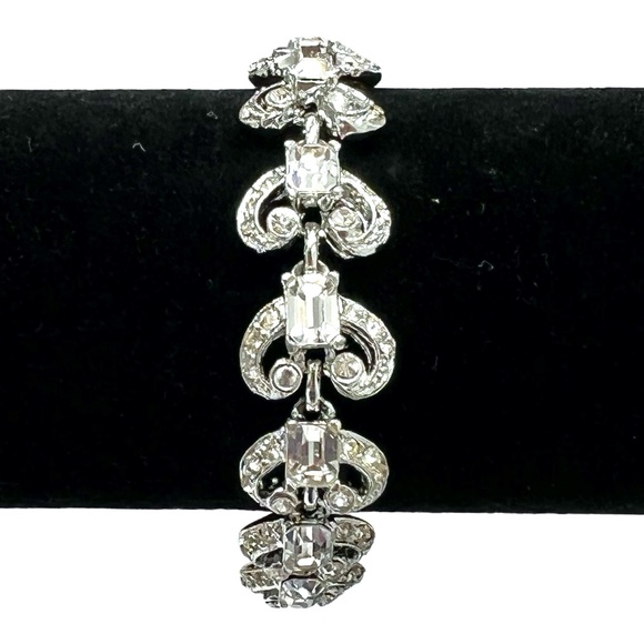 VINTAGE RHINESTONE CRYSTAL SILVER TONE HEART LINK BRACELET - Picture 1 of 10